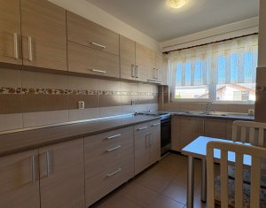 Apartament cu 3 camere, parcare, zona strazii Campului