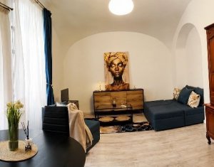 Inchiriere Apartament 2 camere ultracentral, Piața muzeului