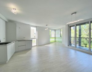Birouri 64mp, parcare, zona piata Hermes Gheorgheni in imobil nou
