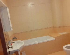Apartament 3 camere si 2 balcoane in Europa