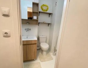 Apartment 4 rooms for rent in Cluj-napoca, zone Manastur