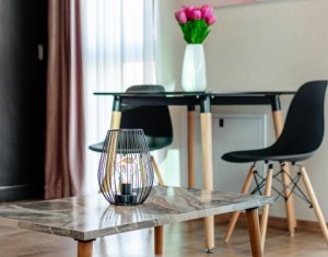 Apartament premium de inchiriat, 2 camere, 45 mp, zona centrala