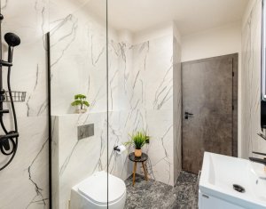 Apartament premium de inchiriat, 2 camere, 45 mp, zona centrala