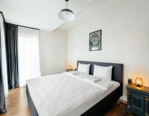 Apartament premium de inchiriat, 3 camere, 81 mp, zona centrala