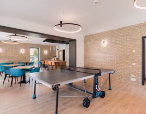 Spatiu deosebit, activitati de birou , curte si parcare proprie, zona Hermes
