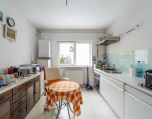 Apartament cu 3 camere 96mp garaj boxa Constantin Nottara