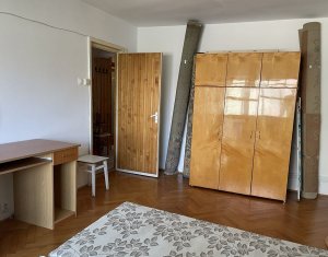Apartament 3 camere decomandat, Intre Lacuri, Iulius Mall, FSEGA