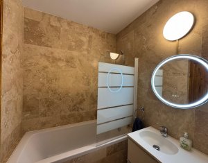Appartement 3 chambres à louer dans Cluj-napoca, zone Centru