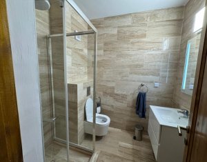 Appartement 3 chambres à louer dans Cluj-napoca, zone Centru