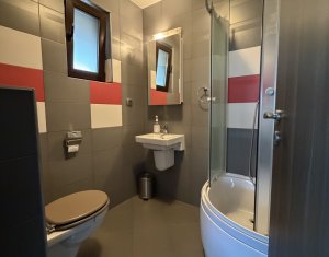 Apartament 3 camere in cartierul Intre Lacuri