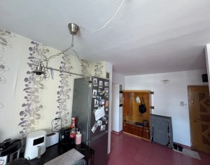 Apatament cu 2 camere, decomandat, Marasti