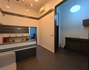 Bureau à louer dans Cluj-napoca, zone Centru