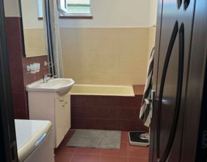 Apartament 2 camere, Str. Republicii, parcare privată