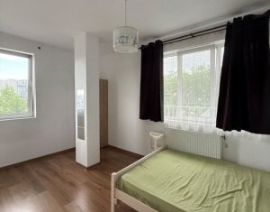Apartament cu 3 camere in zona Vivo