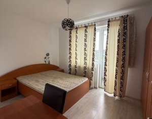 Apartament cu 3 camere in zona Vivo