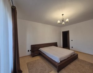 Casa individuala, garaj, 3 parcari, 210mp, gradina, Dambul Rotund