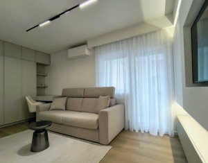 Garsoniera cu parcare exterioara in Piata Mihai Viteazul