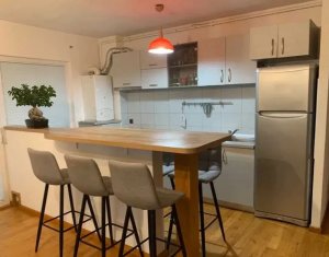 Apartament 2 camere, zona Bună Ziua 