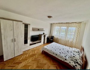 Apartament cu 2 camere, decomandat, 50 mp, zona strazii Donath