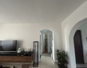 Lakás 4 szobák kiadó on Cluj-napoca, Zóna Plopilor