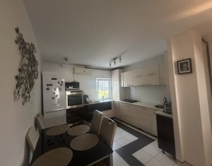 Lakás 4 szobák kiadó on Cluj-napoca, Zóna Plopilor