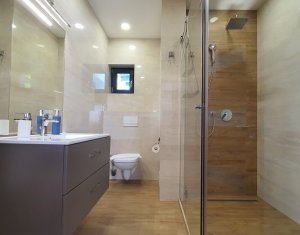 Apartament premium de inchiriat, 2 camere, Zona Plopilor