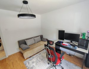 Apartament 3 camere decomandat, Piata CIpariu, Bulevardul Nicolae Titulesc