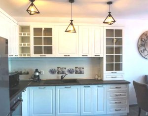 Apartament lux 2 camere, balcon 14 m, garaj, FSEGA, Facultatea de drept 
