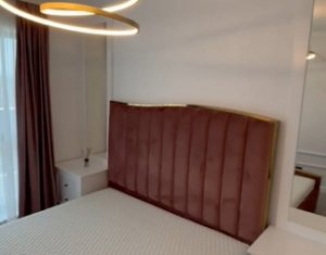 Apartament modern, 3 camere, 2 bai, balcon generos, panorama 