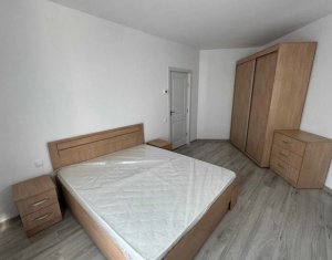 Apartament 3 camere semidecomandate, cartier Iris, balcon