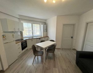 Apartament 3 camere semidecomandate, cartier Iris, balcon