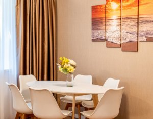 Apartament cu 4 camere si parcare in zona Platinia, cu parcare, pet friendly