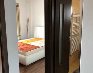 Apartament cu 3 camere decomandate in zona Iulius Mall