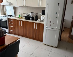 Appartement 3 chambres à louer dans Cluj-napoca, zone Gheorgheni