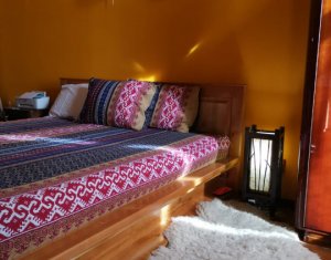 Apartament 54mp, etaj 1, centru, parcare in curte ,zona Primariei