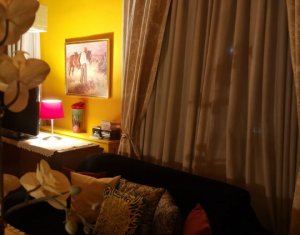 Apartament 54mp, etaj 1, centru, parcare in curte ,zona Primariei