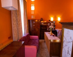 Apartament 54mp, etaj 1, centru, parcare in curte ,zona Primariei