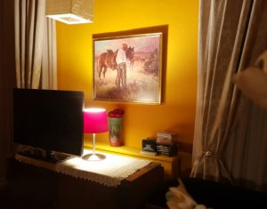 Apartament 54mp, etaj 1, centru, parcare in curte ,zona Primariei