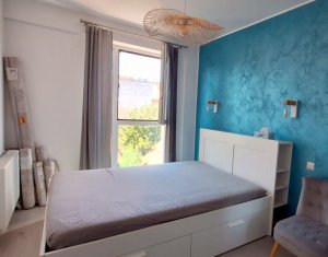 Inchiriere 3 camere lux, centru, parcare, prima inchiriere