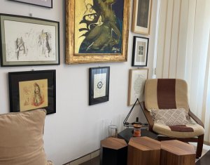 Apartament 4 camere in zona Plopilor 