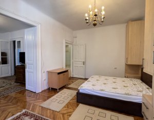 Bel appartement une chambre, salon, 2 SDB, centre ville Muzeului 