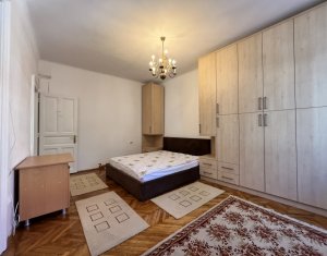 Bel appartement une chambre, salon, 2 SDB, centre ville Muzeului 