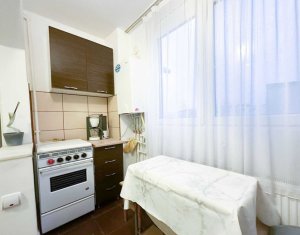 Apartament cu doua camere, etaj 3/4, zona Expo Transilvania