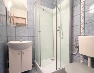 Apartament cu doua camere, etaj 3/4, zona Expo Transilvania