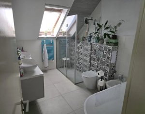 Maison 4 chambres à louer dans Cluj-napoca, zone Centru