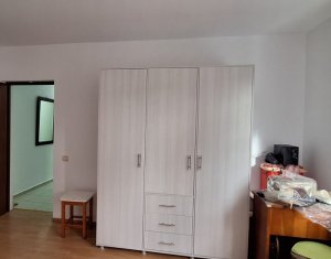 Inchiriere 2 camere decomandate, finisate, Floresti, etaj 1, parcare