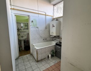 Espace Commercial à louer dans Cluj-napoca, zone Zorilor