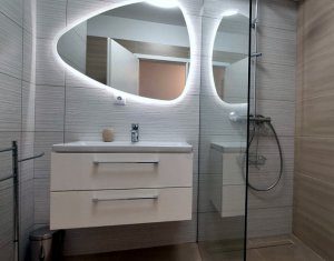 Închiriere trei camere lux, varianta Zorilor, Complex Azoria, garaj