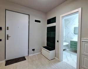 Inchiriere 3 camere lux, complex Wings